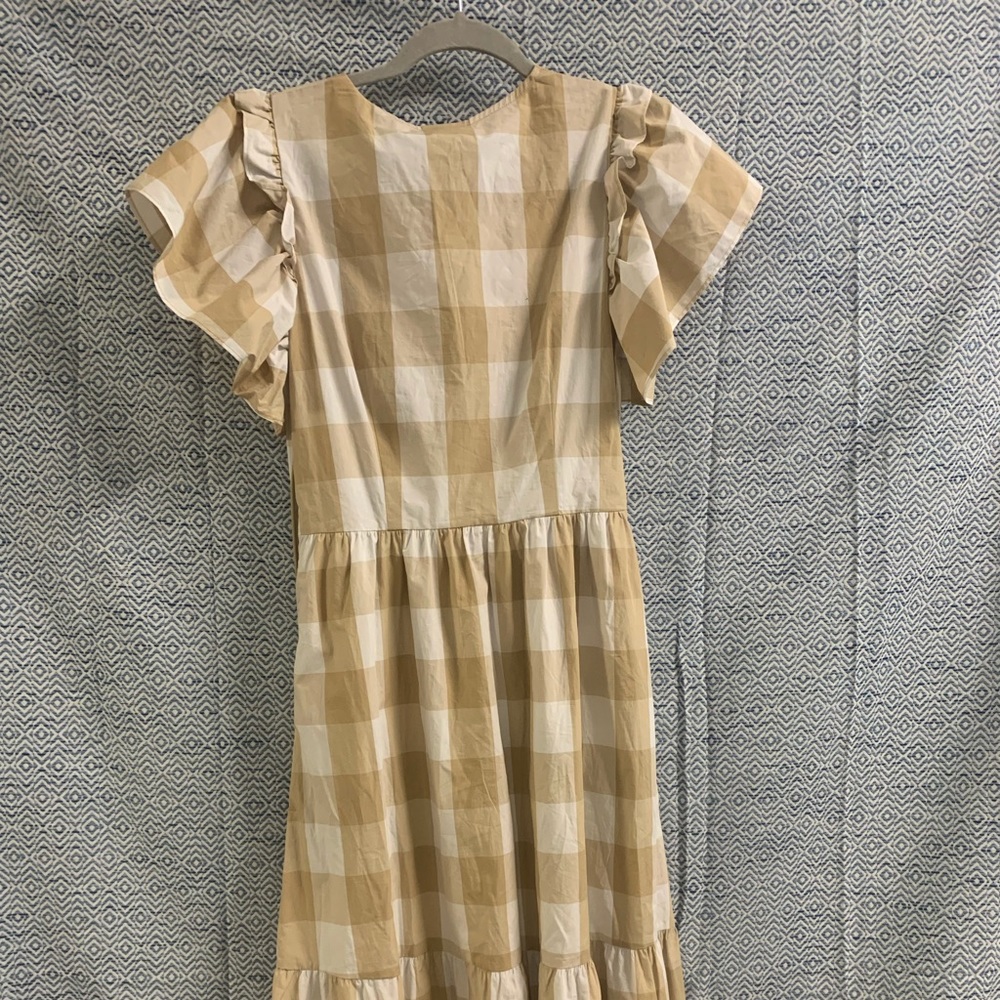 Who What Wear beautiful white and tan plaid dress.